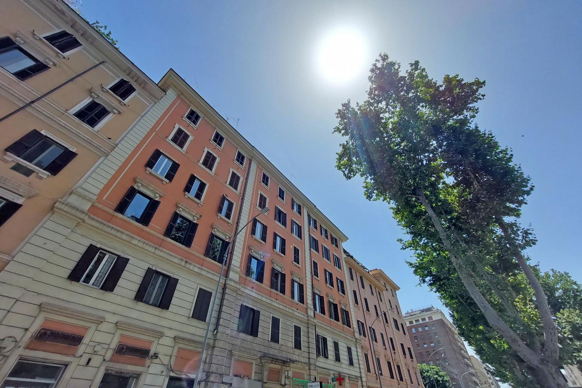 Ostiense Upsidedown Apartment Roma Ngoại thất bức ảnh